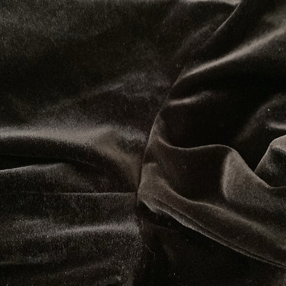 Chico’s Pull on Wide Leg Velour Pants. Chico’s size 1 - Picture 4 of 5